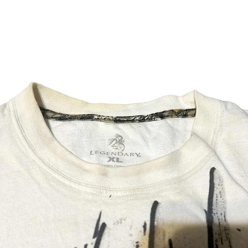 Legendary XL Deer Buck Graphic Tee Distressed Camo Trim Hunting - Picture 11 of 14